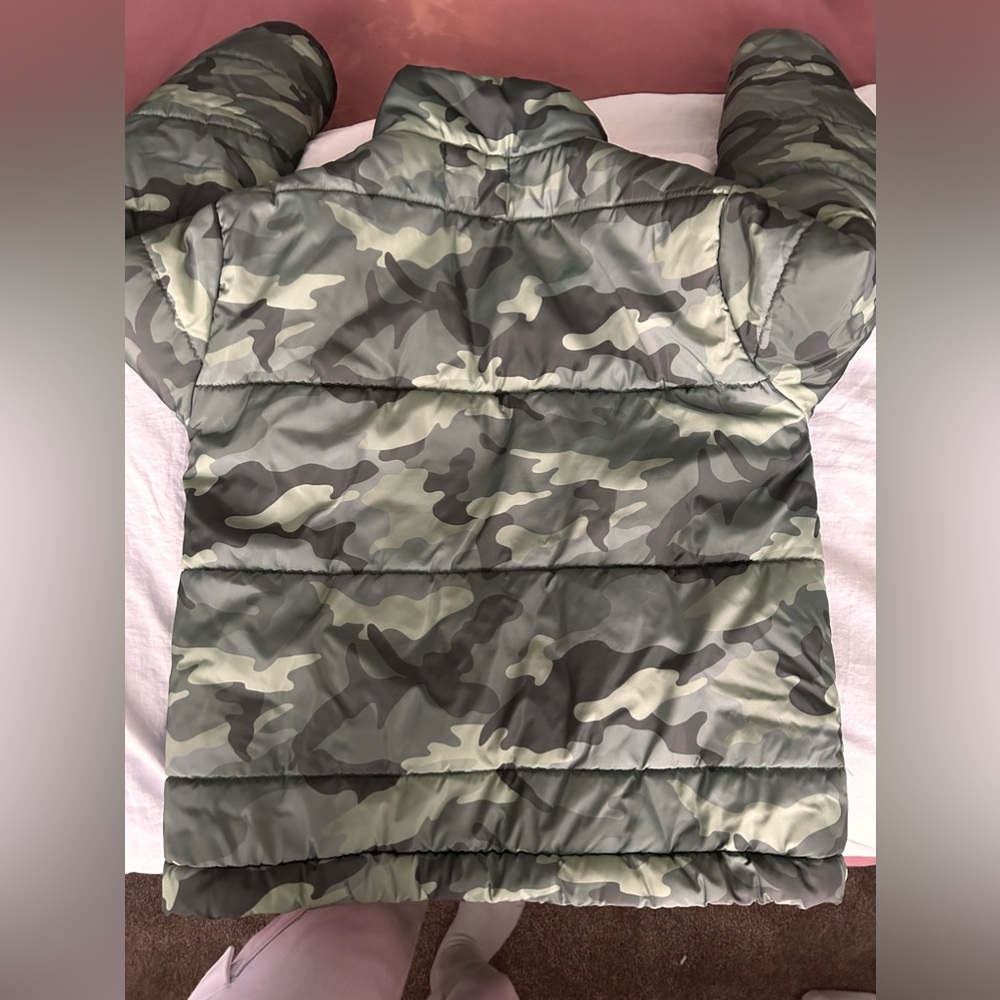 Camouflage Forever 21 Puffer Jacket